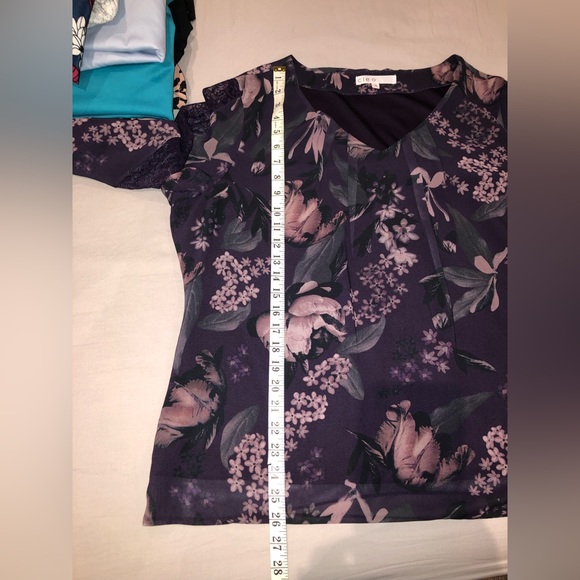 CLEO | Purple Floral Blouse with Lace Detail on Sleeves: XXL - Picture 5 of 13